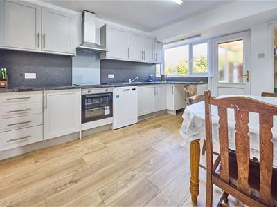 REFITTED DINING KITCHEN TO SIDE